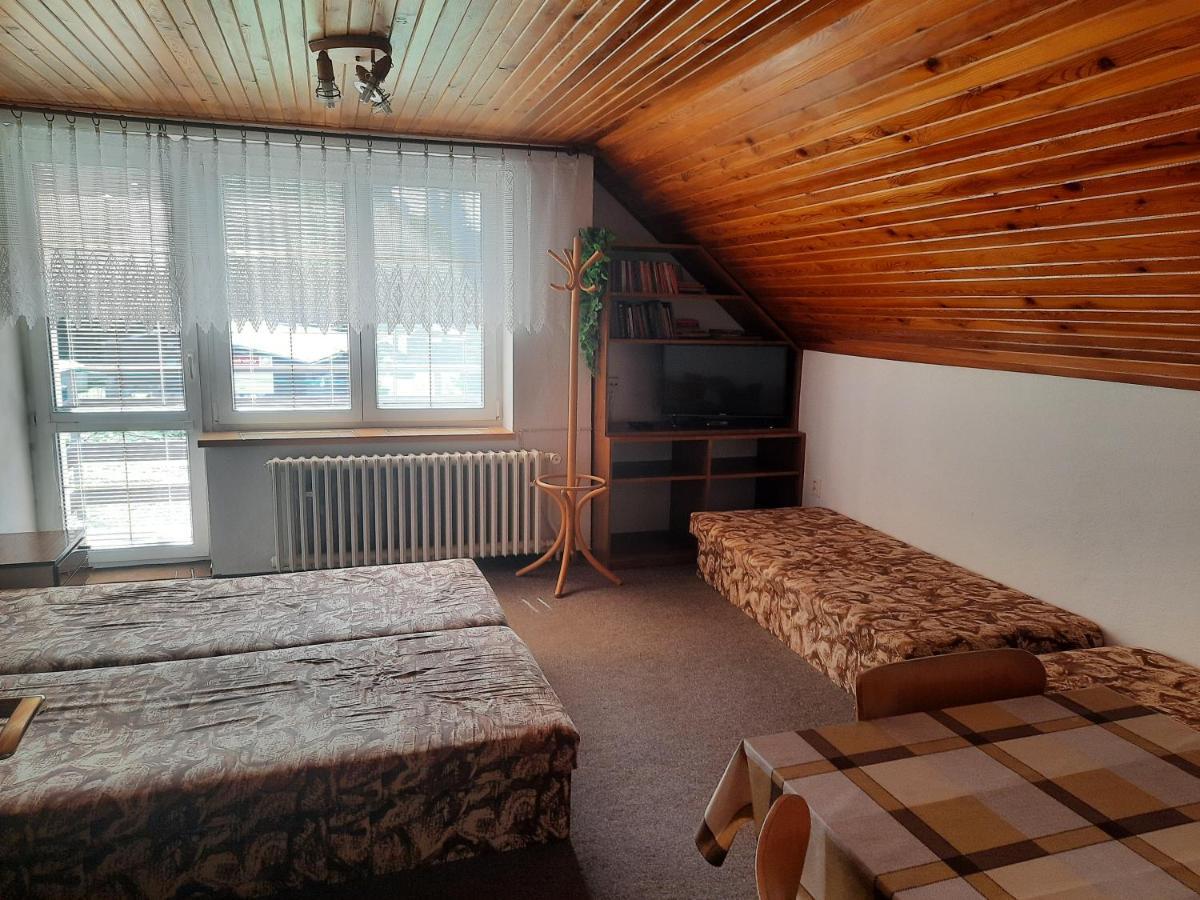 فندق Penzion Pod Paprskem Staré Město المظهر الخارجي الصورة